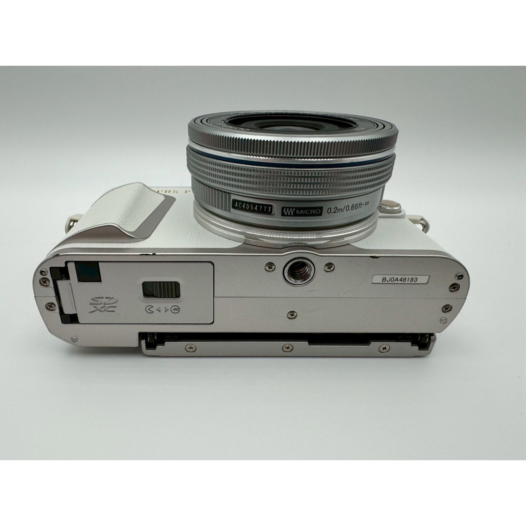 OLYMPUS - 【OLYMPUS】PEN E-PL9 + 14-42mm ショット数約2100の OLYMPUS - 【OLYMPUS】PEN E-PL9 + 14-42mm ショット数約2100の