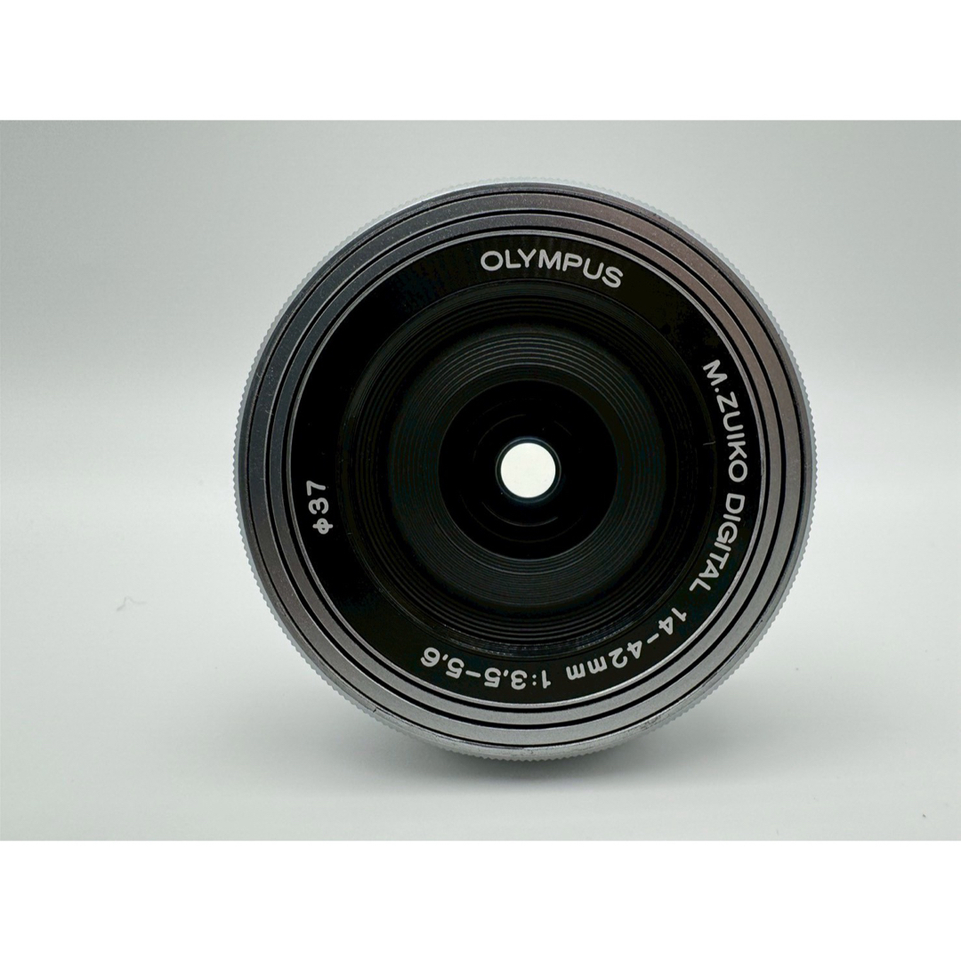OLYMPUS - 【OLYMPUS】PEN E-PL9 + 14-42mm ショット数約2100の OLYMPUS - 【OLYMPUS】PEN E-PL9 + 14-42mm ショット数約2100の