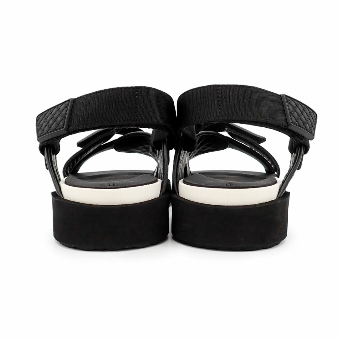 CHANEL - 未使用品 シャネル マトラッセ サンダル ココマーク CHANEL - 未使用品 シャネル マトラッセ サンダル ココマーク