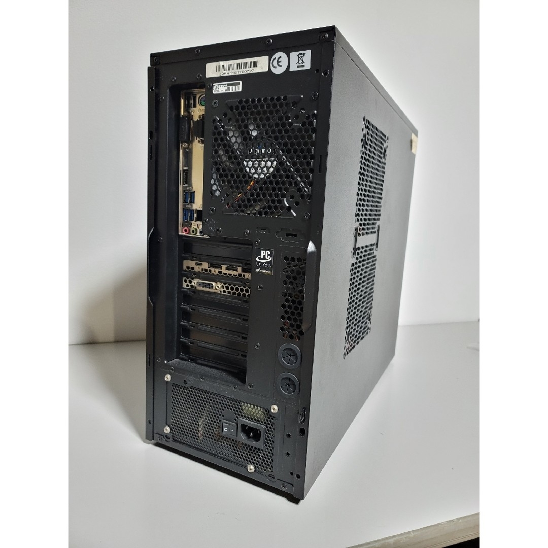 値下げ 高性能ゲーミングPC i7-9700K/RTX2070/32GB/SSDの通販 by 値下げ 高性能ゲーミングPC i7-9700K/RTX2070/32GB/SSDの通販 by
