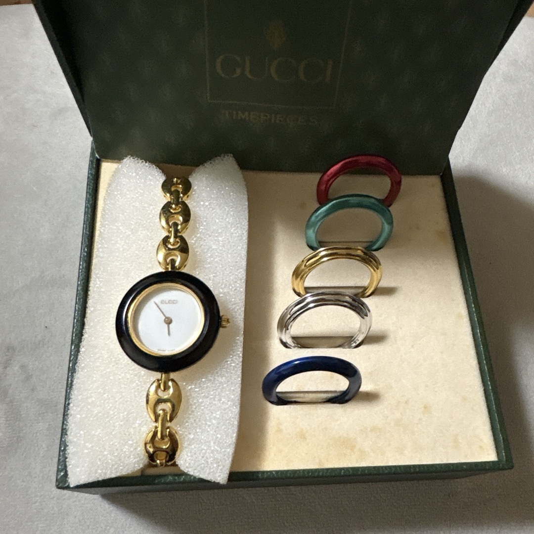 GUCCI - 稼働済GUCCI 時計 チェンジベゼル交換用リング付きの GUCCI - 稼働済GUCCI 時計 チェンジベゼル交換用リング付きの