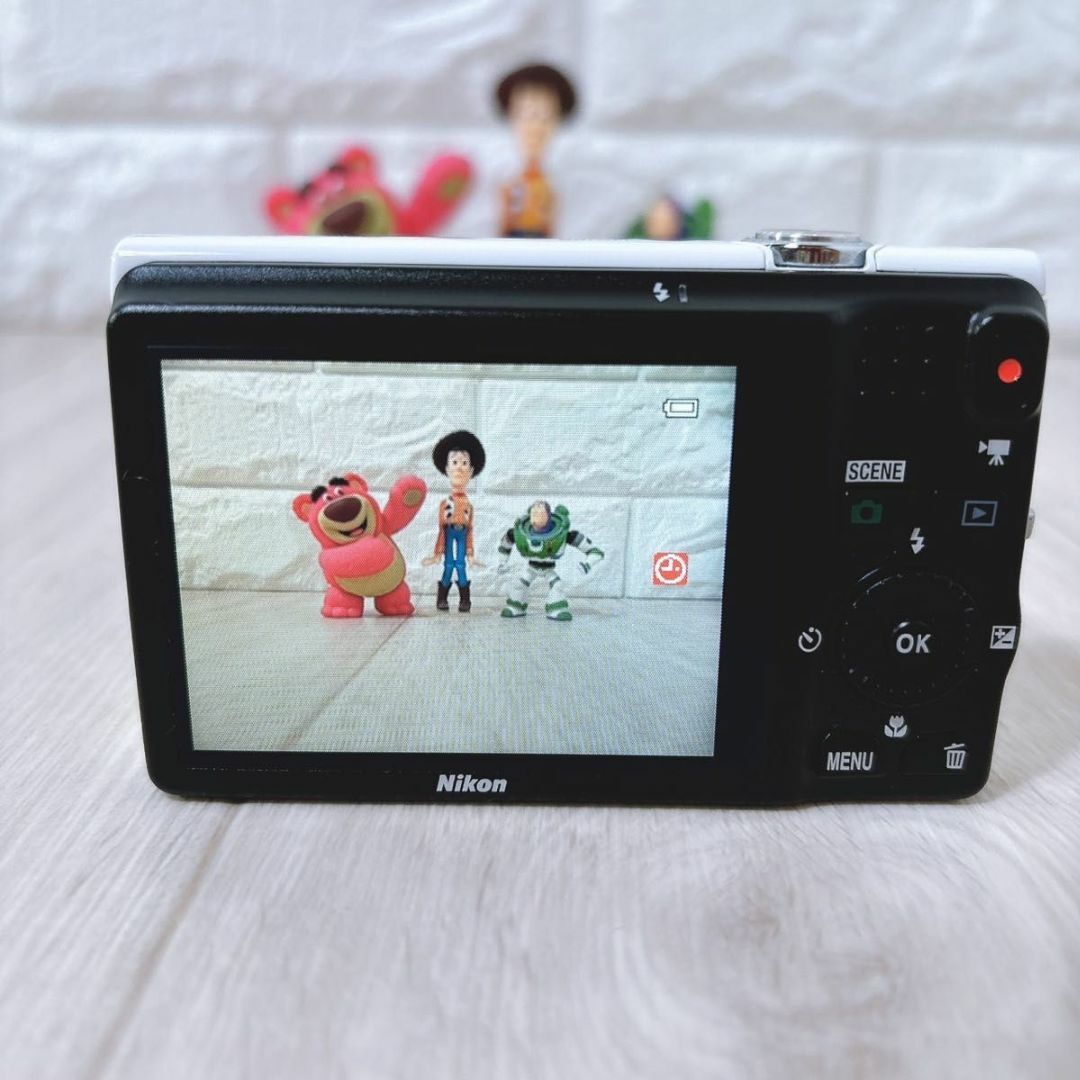 Nikon - Nikon COOLPIX S6200 ホワイト コンパクトデジタル Nikon - Nikon COOLPIX S6200 ホワイト コンパクトデジタル