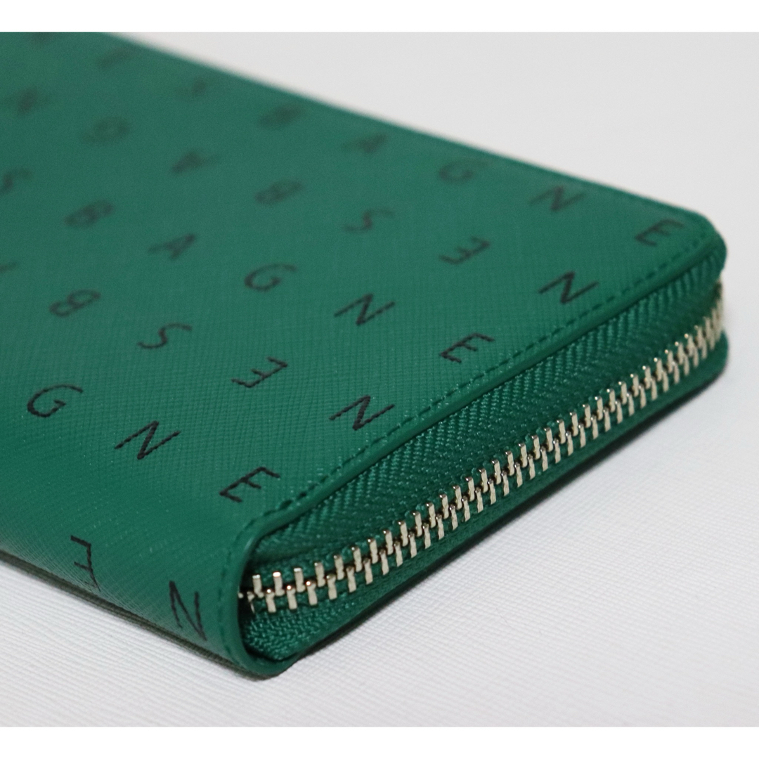 agnes b. - 《アニエスベー》箱付新品 アルファべット柄 レザー agnes b. - 《アニエスベー》箱付新品 アルファべット柄 レザー
