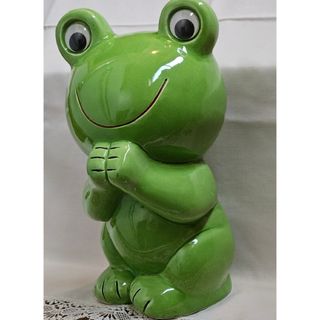 大きなカエルさん貯金箱❤️✨️(置物)