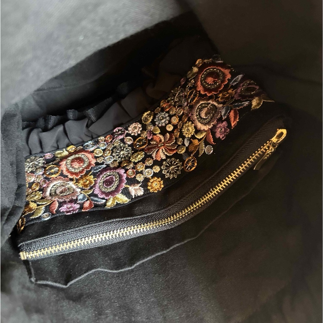 巾着バッグ&ポーチ*インド刺繍リボンショルダーバッグ*フリル 巾着バッグ&ポーチ*インド刺繍リボンショルダーバッグ*フリル