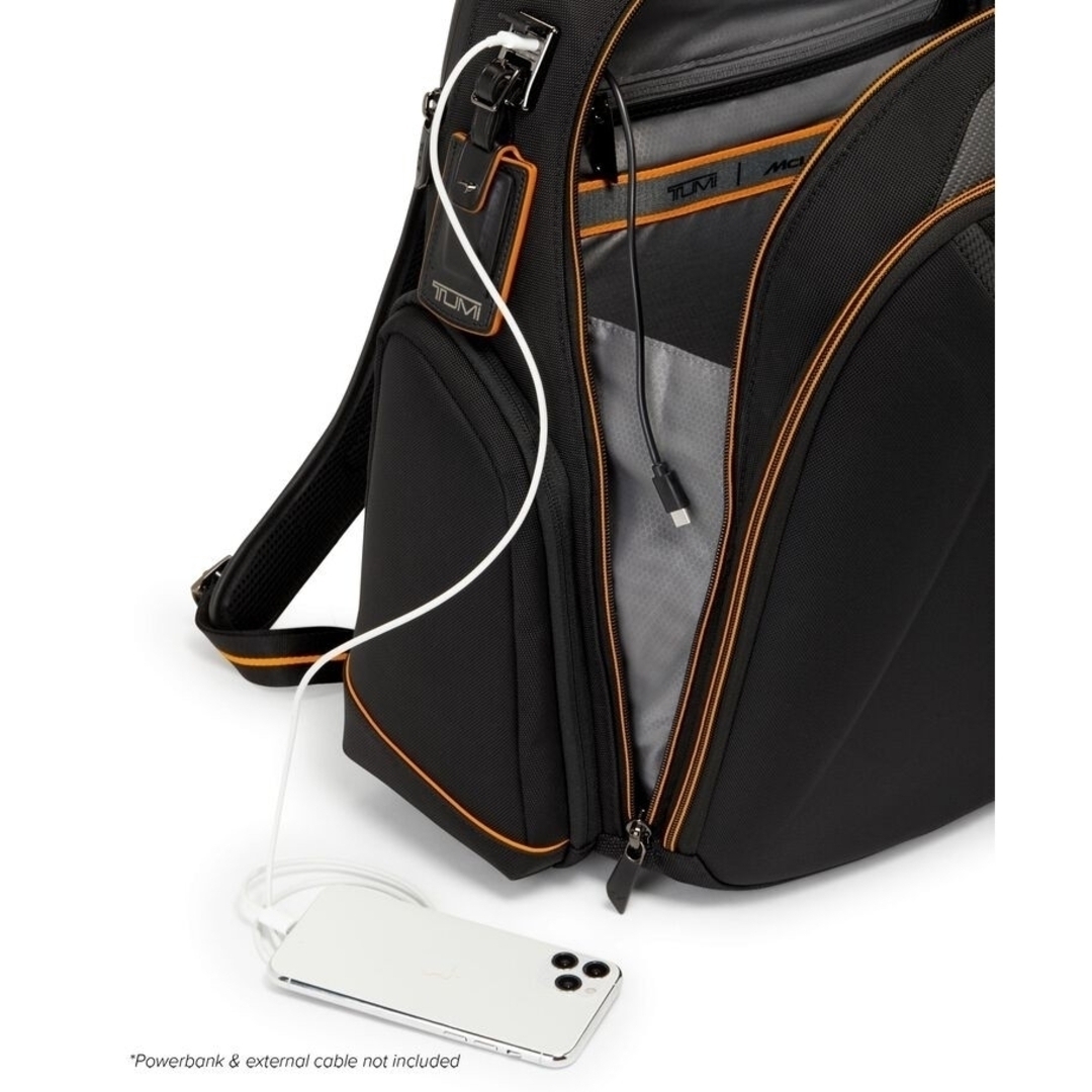 TUMI】Mclaren「パドック」バックパック未使用の通販 by SG shop TUMI】Mclaren「パドック」バックパック未使用の通販 by SG shop