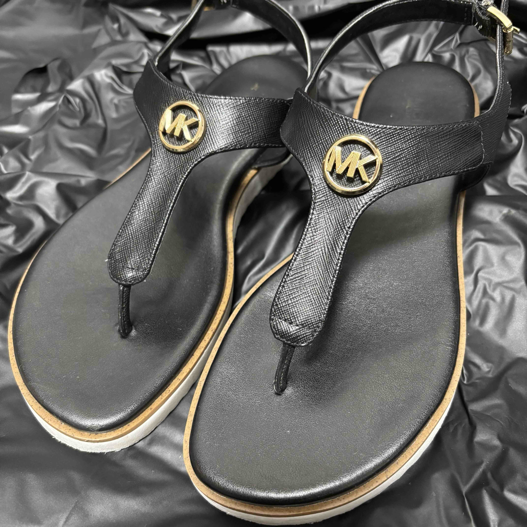 MICHAEL KORS - マイケルコース サンダルの通販 by uuy. shop MICHAEL KORS - マイケルコース サンダルの通販 by uuy. shop