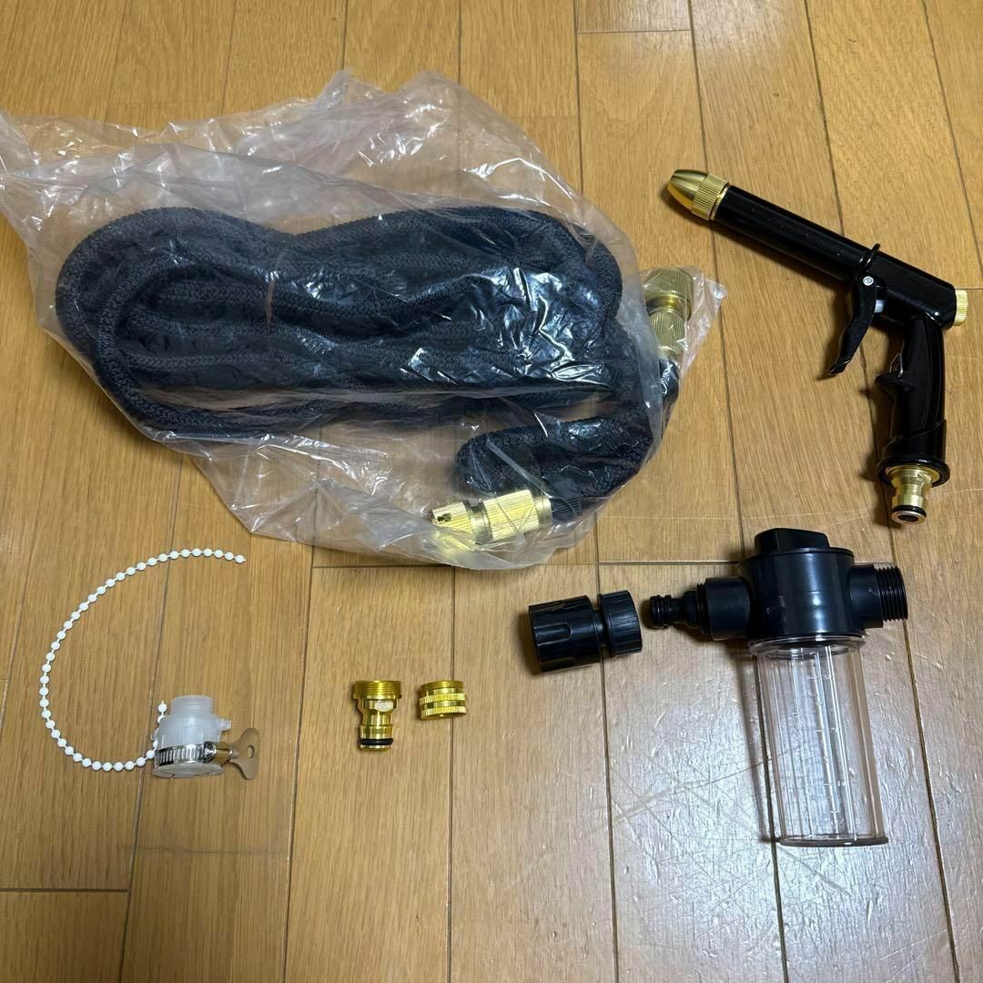 散水ホース 伸縮ホース 15m 3倍に伸びる 伸縮 洗車ホース 水撒き 散水ホース 伸縮ホース 15m 3倍に伸びる 伸縮 洗車ホース 水撒き