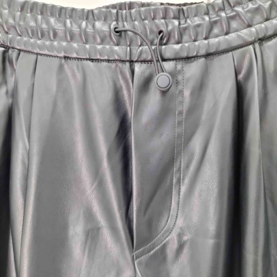 ZARA - ZARA(ザラ) 2タックフェイクレザーワイドパンツ ZARA - ZARA(ザラ) 2タックフェイクレザーワイドパンツ