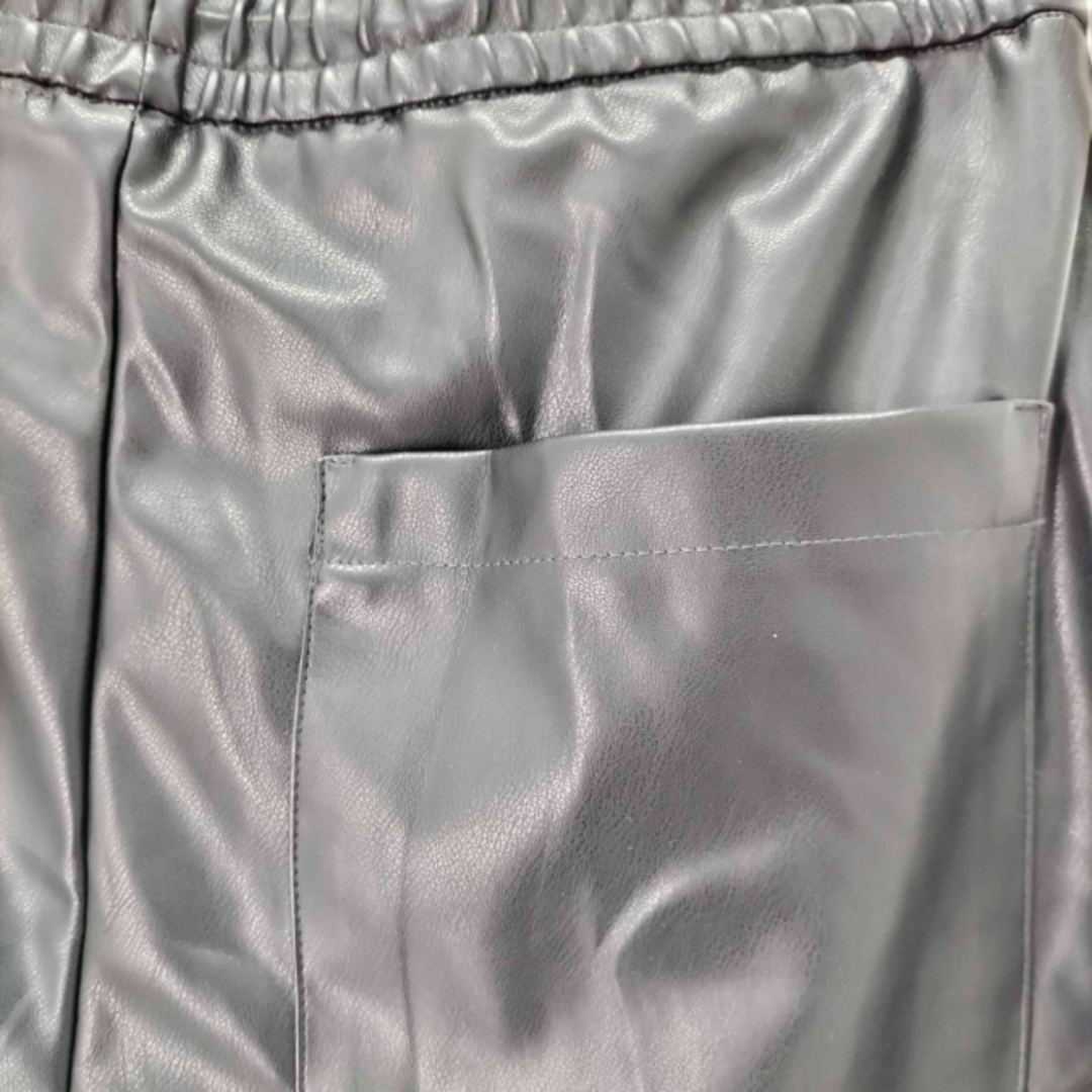 ZARA - ZARA(ザラ) 2タックフェイクレザーワイドパンツ ZARA - ZARA(ザラ) 2タックフェイクレザーワイドパンツ