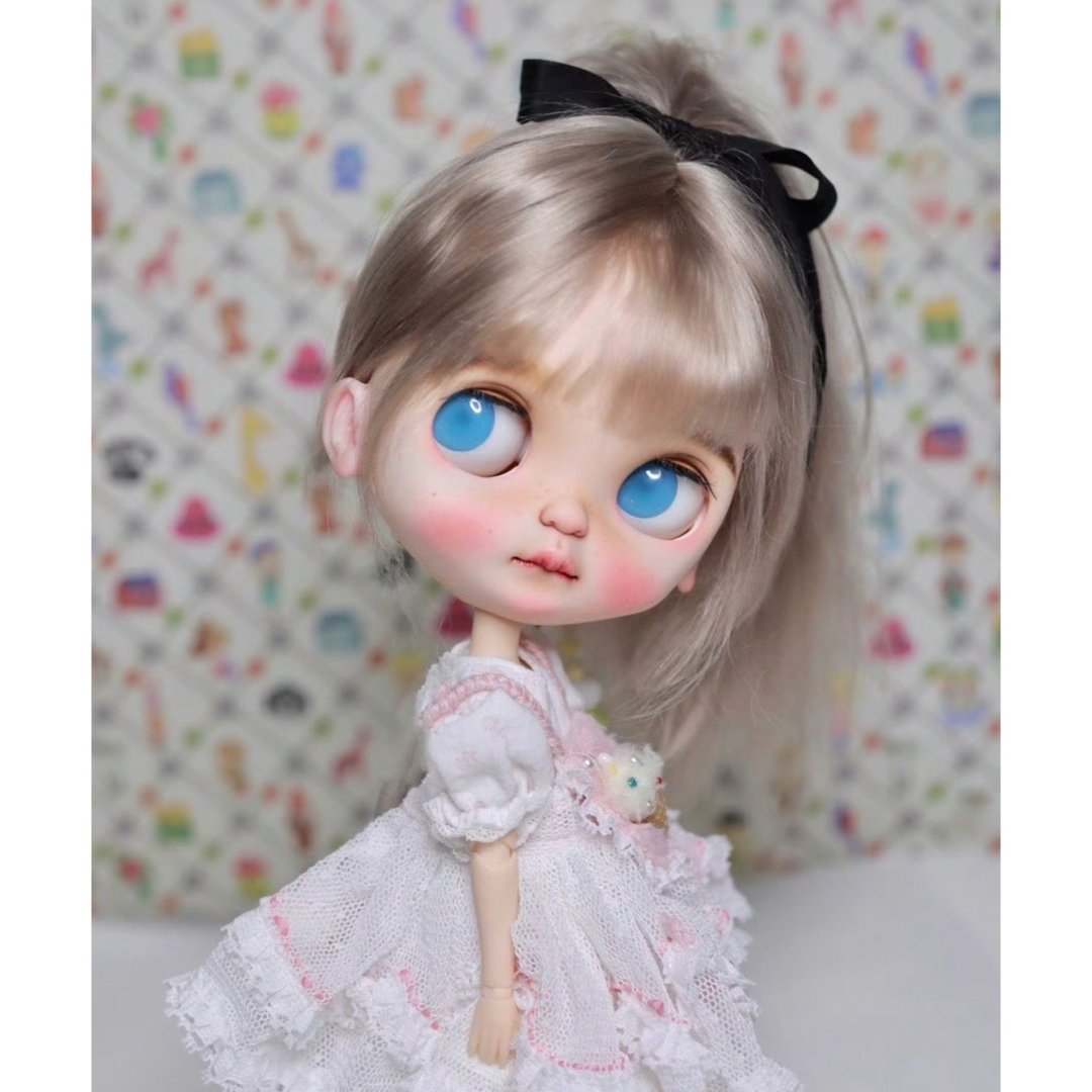 カスタムブライス 海外作家様 スイート Baby かわいい 愛おしい 下唇を噛む ハンドメイドのぬいぐるみ/人形(人形)の商品写真