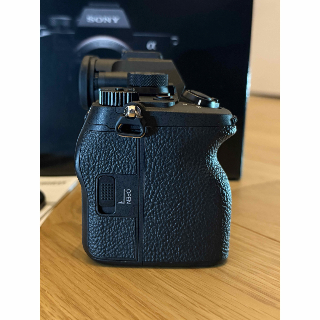 SONY - SONY ソニー デジタル一眼カメラ α7 IV ILCE-7M4の通販 SONY - SONY ソニー デジタル一眼カメラ α7 IV ILCE-7M4の通販