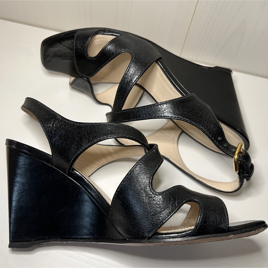 PRADA - 美品✨PRADA ウェッジソールサンダル 黒 22 プラダの PRADA - 美品✨PRADA ウェッジソールサンダル 黒 22 プラダの