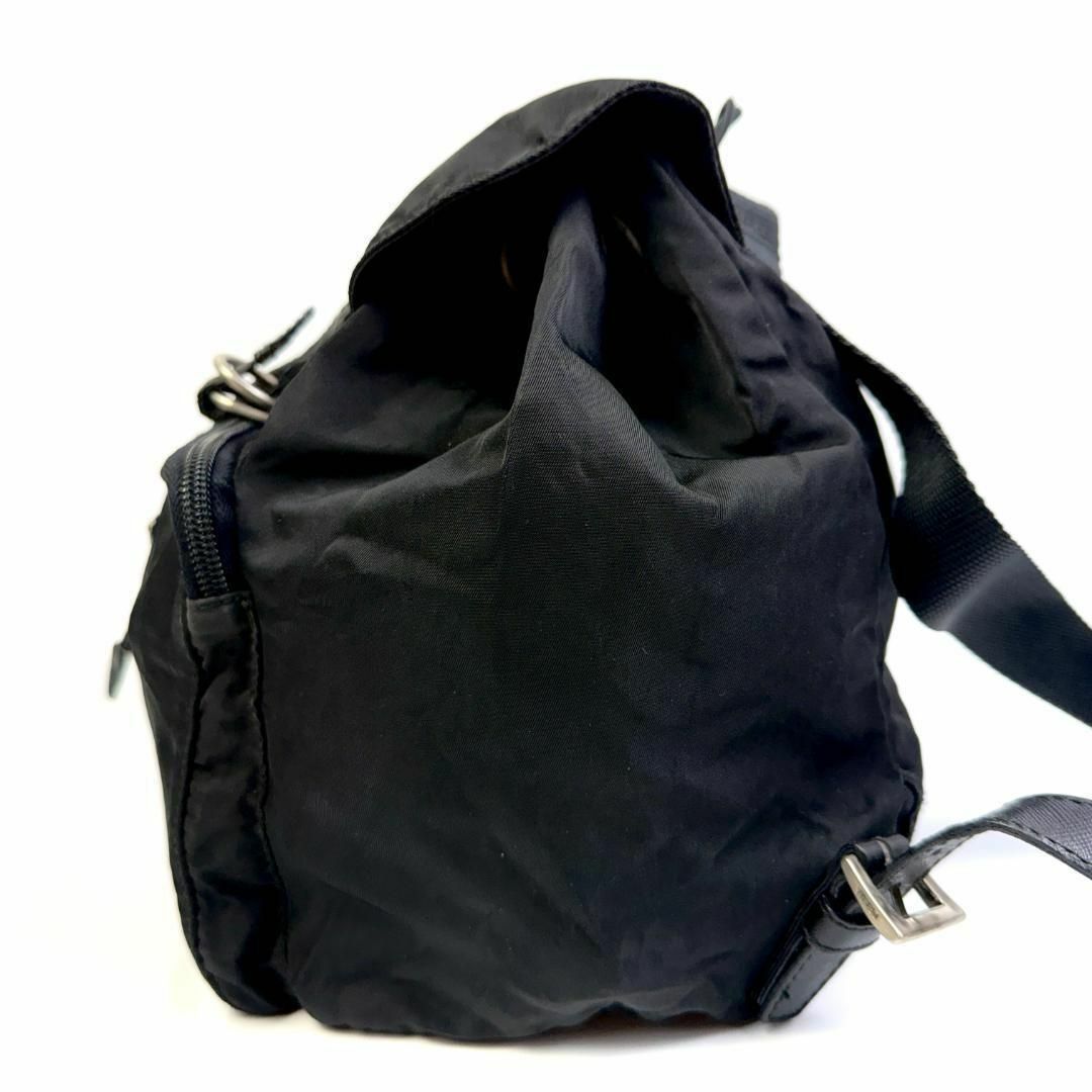 PRADA - 鑑定 PRADA プラダ 巾着ミニリュック ブラック ナイロン PRADA - 鑑定 PRADA プラダ 巾着ミニリュック ブラック ナイロン