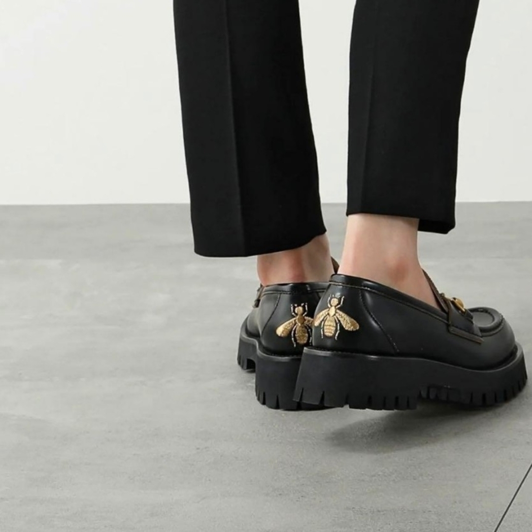 GUCCI - 極美品【グッチ】ホースビット BEE 厚底 レザー GUCCI - 極美品【グッチ】ホースビット BEE 厚底 レザー