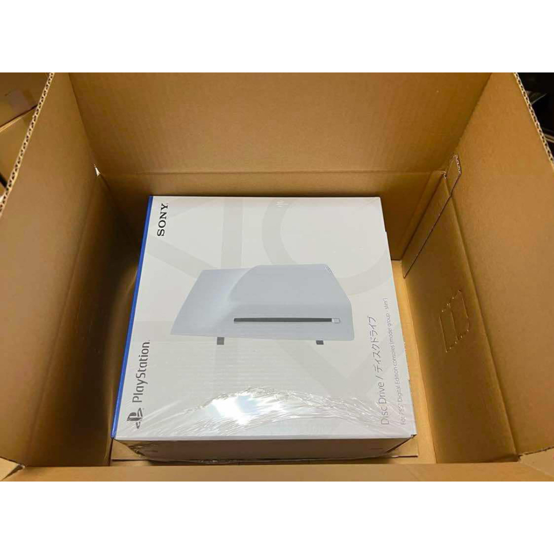 PlayStation - PS5 ディスクドライブ CFI-ZDD1J 新品未開封の PlayStation - PS5 ディスクドライブ CFI-ZDD1J 新品未開封の