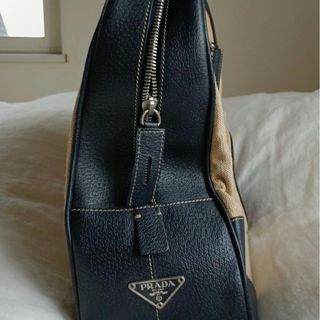 PRADA - PRADA 2way ハンドバッグ ショルダーバッグ スイカ柄 PRADA - PRADA 2way ハンドバッグ ショルダーバッグ スイカ柄