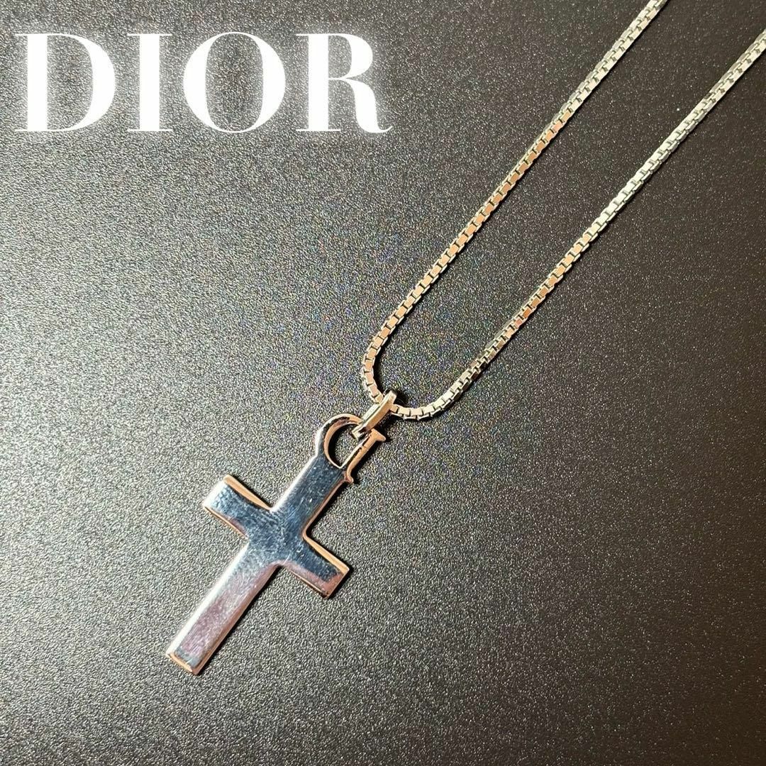 美品★Dior ネックレス 十字架モチーフ シルバー CDロゴ チェーン 美品☆Dior ネックレス 十字架モチーフ シルバー CDロゴ チェーン