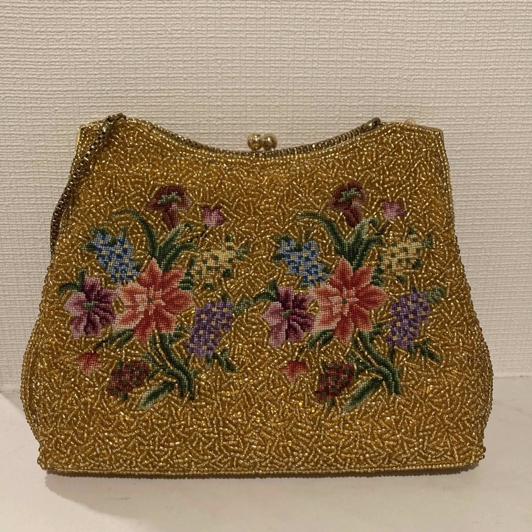 Petit point プチポワン ビーズ刺繍バッグの通販 by 茶|ラクマ Petit point プチポワン ビーズ刺繍バッグの通販 by 茶|ラクマ