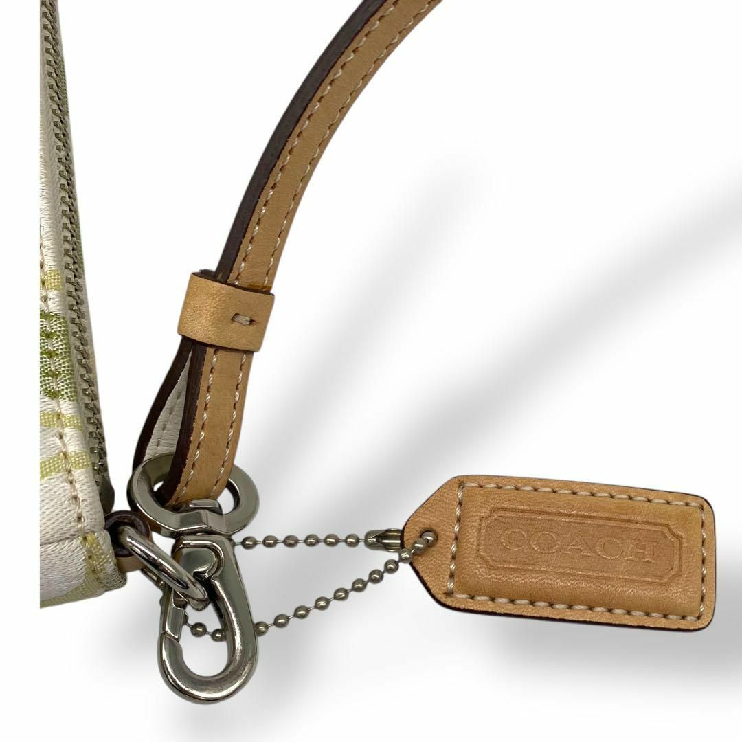 COACH - 美品 コーチ アクセサリーポーチ シグネチャー COACH - 美品 コーチ アクセサリーポーチ シグネチャー