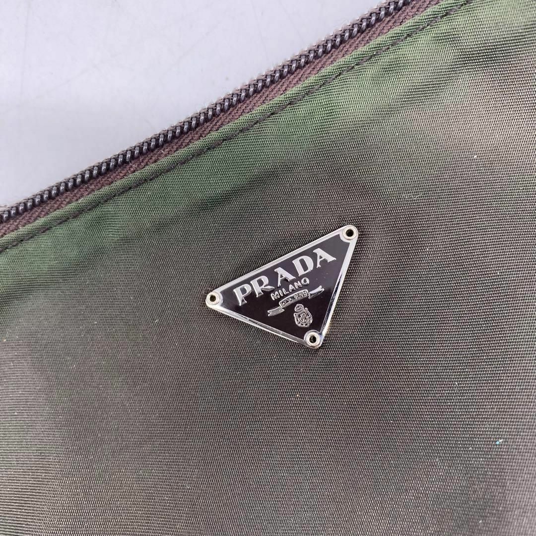 PRADA - PRADA プラダ アクセサリーポーチ ナイロン 三角 PRADA - PRADA プラダ アクセサリーポーチ ナイロン 三角