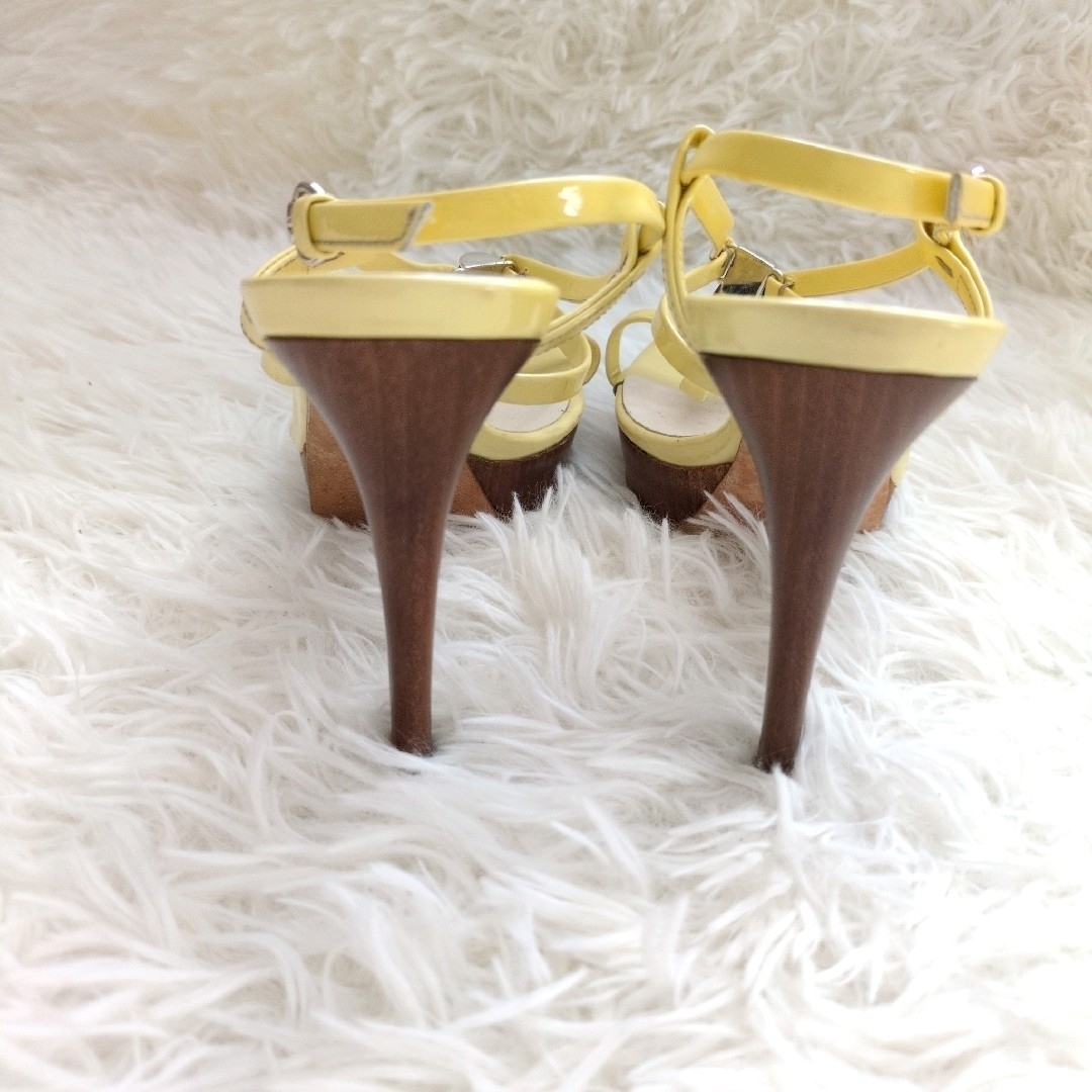GUCCI - 【美品】GUCCI グッチ サンダル メタルパーツ入り GUCCI - 【美品】GUCCI グッチ サンダル メタルパーツ入り