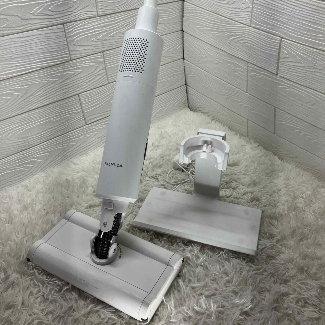 バルミューダ BALMUDA Cleaner C01A-WH 20年製 保証付の通販 by バルミューダ BALMUDA Cleaner C01A-WH 20年製 保証付の通販 by