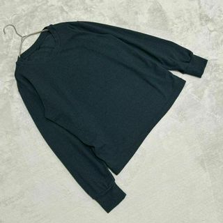 UNIQLO - 【UNIQLO】(L) 無地 長袖 トップス カットソー UNIQLO - 【UNIQLO】(L) 無地 長袖 トップス カットソー