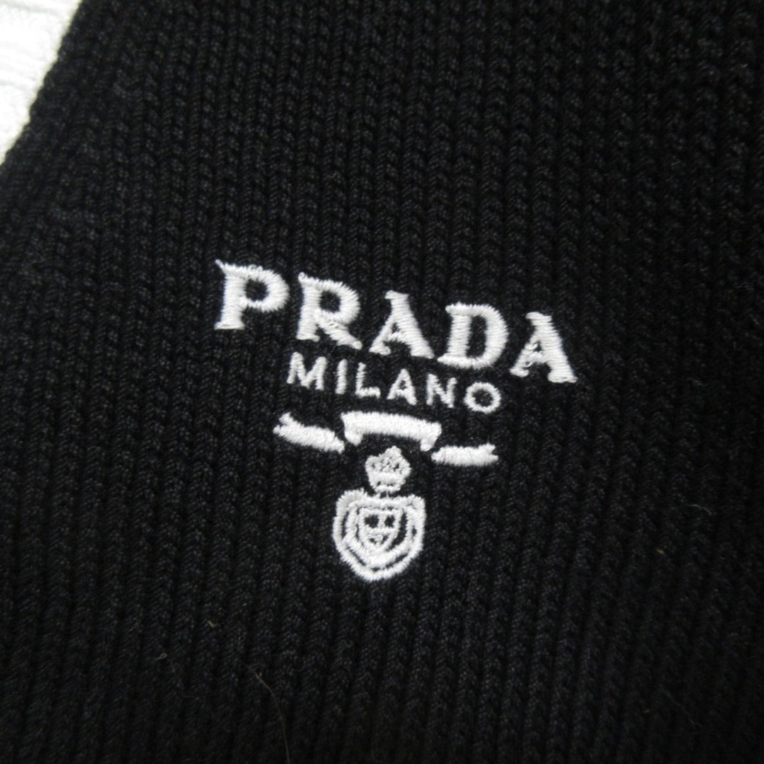 PRADA - 良品 PRADA プラダ 2022年製 ロゴ刺繍 ハーフスリーブ PRADA - 良品 PRADA プラダ 2022年製 ロゴ刺繍 ハーフスリーブ