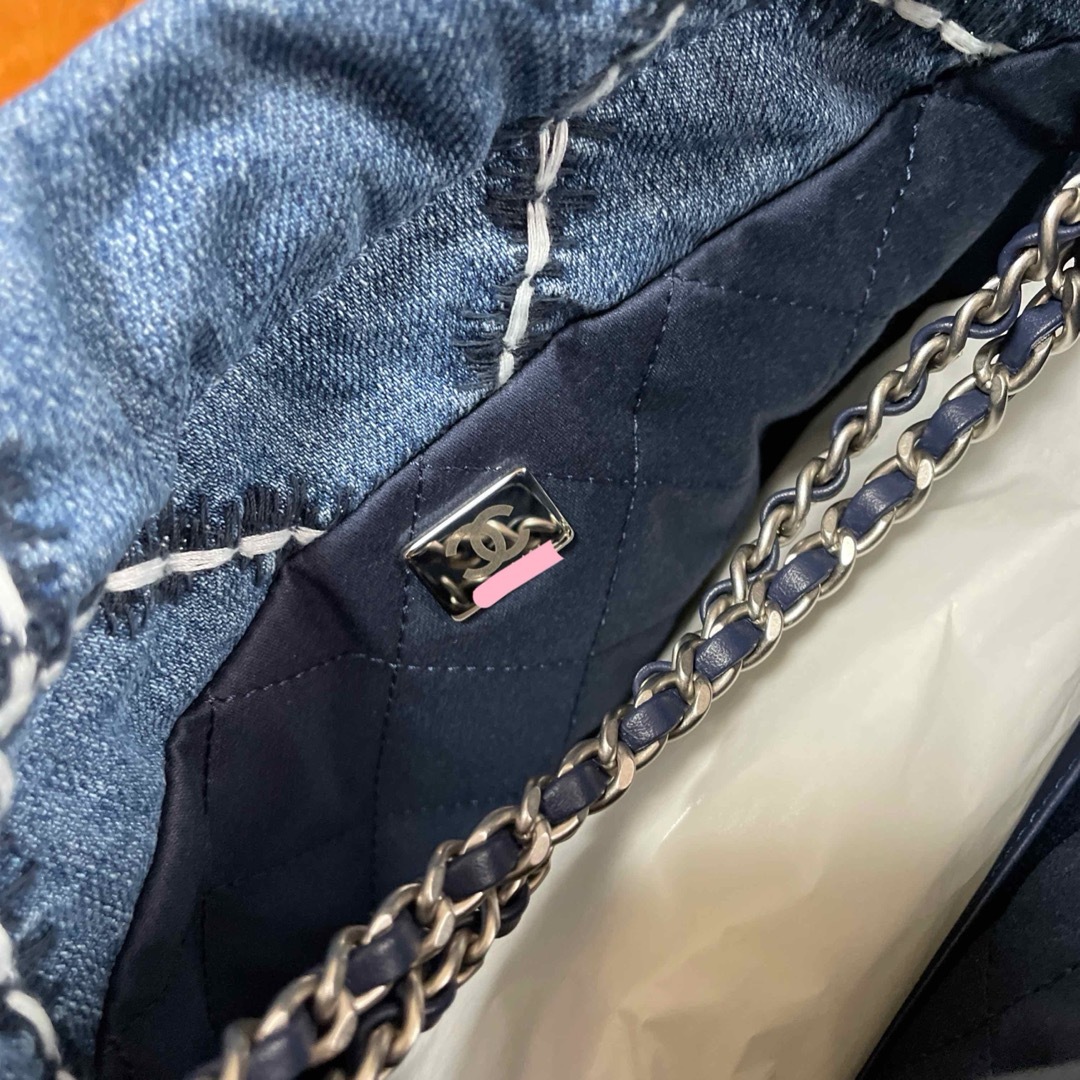 CHANEL - 新品 シャネル CHANEL 22 ミニ ハンドバッグ デニム CHANEL - 新品 シャネル CHANEL 22 ミニ ハンドバッグ デニム