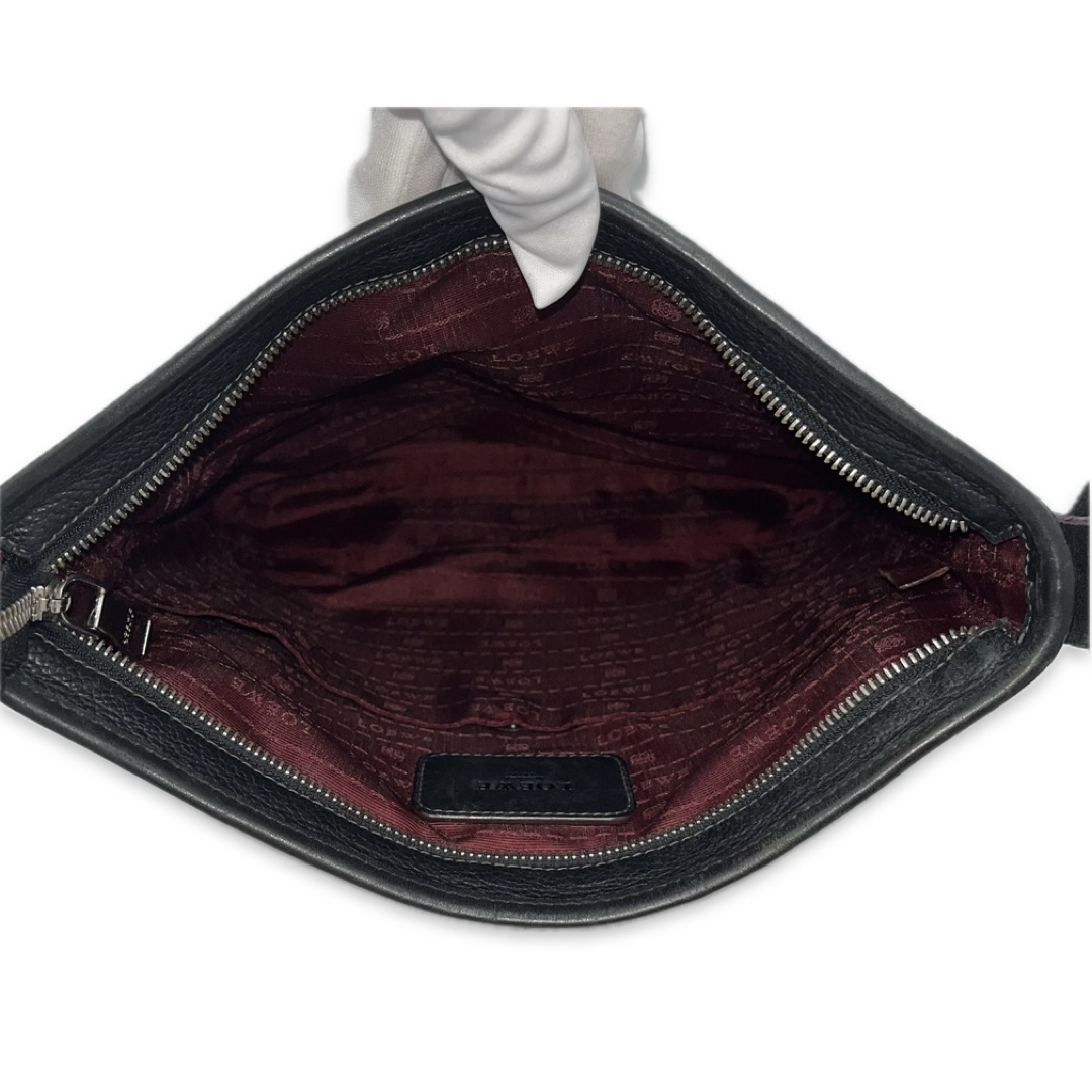 LOEWE - 美品 ロエベ ショルダーバッグ サコッシュ アナグラム LOEWE - 美品 ロエベ ショルダーバッグ サコッシュ アナグラム