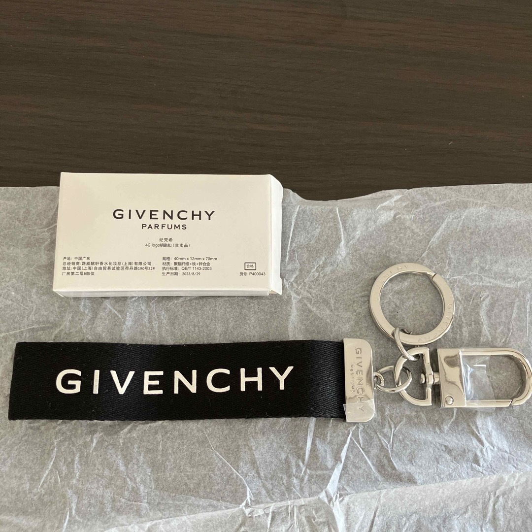 GIVENCHY - 新品 GIVENCHY キーホルダー キーリング ストラップ GIVENCHY - 新品 GIVENCHY キーホルダー キーリング ストラップ