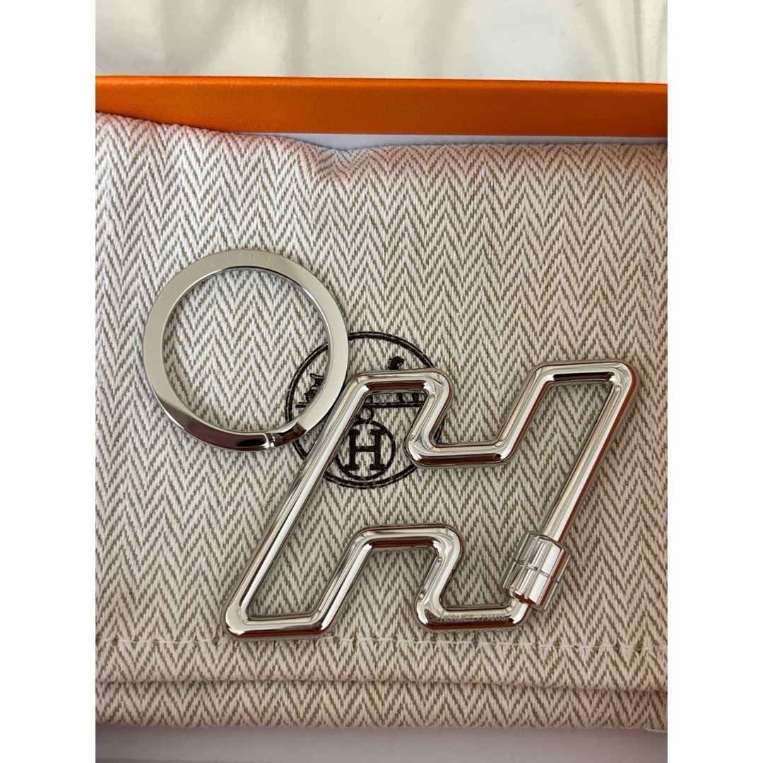 HERMES - 新品 HERMES H トゥ スピード キーホルダー エルメスの HERMES - 新品 HERMES H トゥ スピード キーホルダー エルメスの