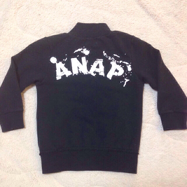 ANAP Kids(アナップキッズ)のANAP KIDS ★パーカー★ キッズ/ベビー/マタニティのキッズ服男の子用(90cm~)(その他)の商品写真