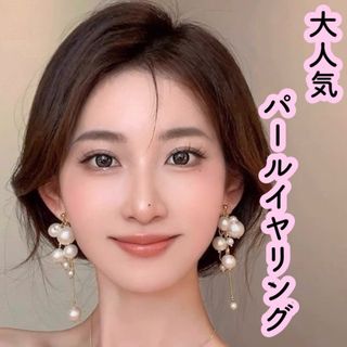 LOUIS VUITTON - 極美品 LOUIS VUITTON ピアス エセンシャル V LOUIS VUITTON - 極美品 LOUIS VUITTON ピアス エセンシャル V