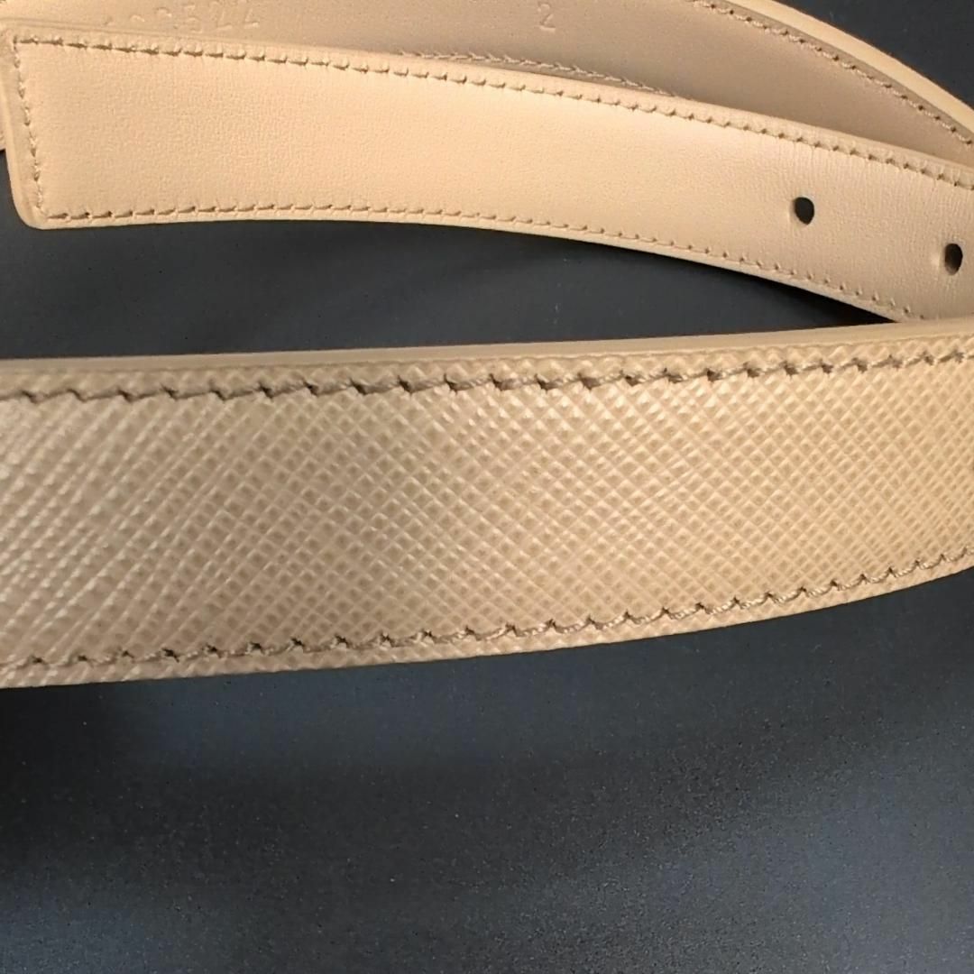 PRADA - 極美品✨ 現行品 プラダ ベルト サフィアーノ レザー PRADA - 極美品✨ 現行品 プラダ ベルト サフィアーノ レザー