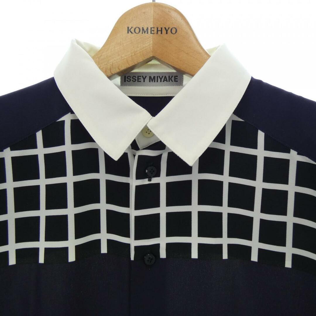 ISSEY MIYAKE - イッセイミヤケ ISSEY MIYAKE トップスの通販 by ISSEY MIYAKE - イッセイミヤケ ISSEY MIYAKE トップスの通販 by