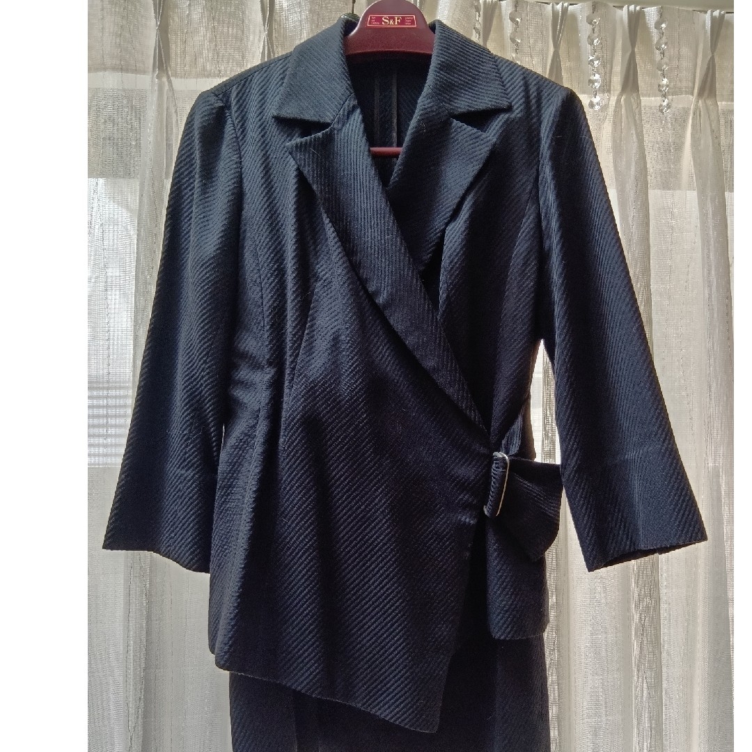 J&R - J&Rブラックストライプラップスーツの通販 by まなごん J&R - J&Rブラックストライプラップスーツの通販 by まなごん