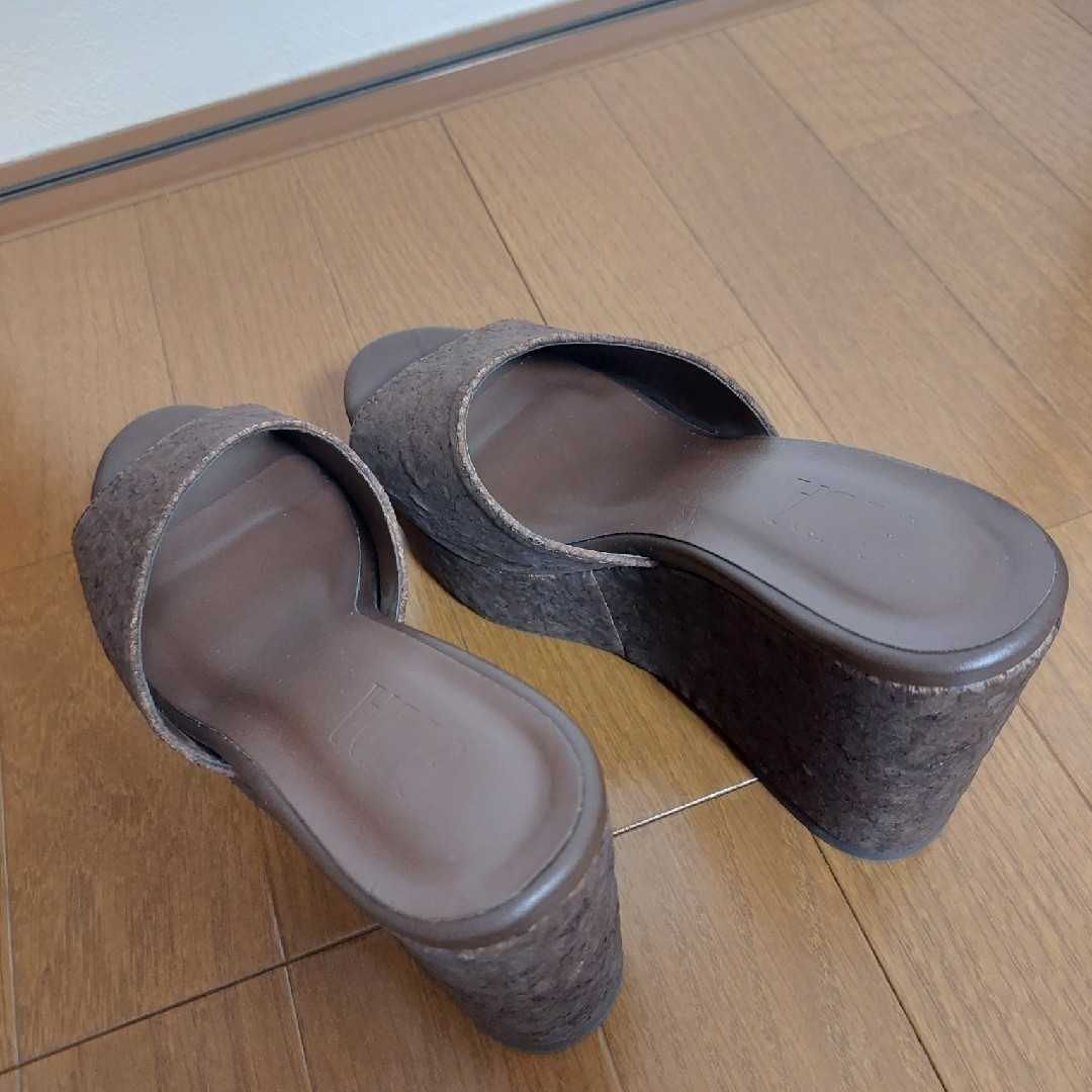 GYDA - 極美品 GYDA コルクサンダル ブラウン Mサイズの通販 by GYDA - 極美品 GYDA コルクサンダル ブラウン Mサイズの通販 by
