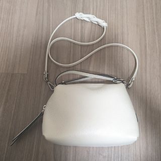 GIANNI CHIARINI(ショルダーバッグ)のフリマアイテム一覧 GIANNI CHIARINI(ショルダーバッグ)のフリマアイテム一覧