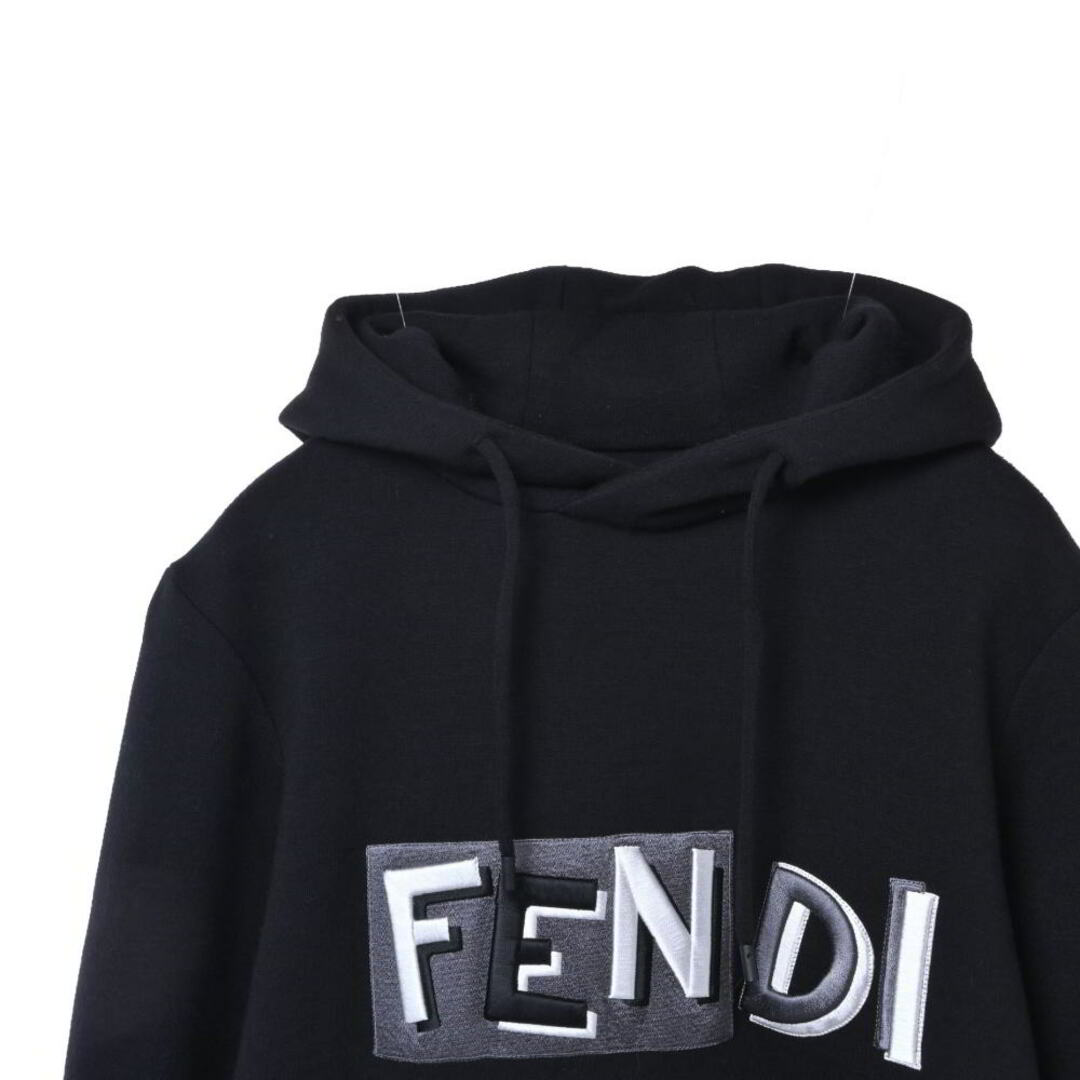 FENDI - FENDI ウール ロゴ プルオーバー パーカーの通販 by FENDI - FENDI ウール ロゴ プルオーバー パーカーの通販 by