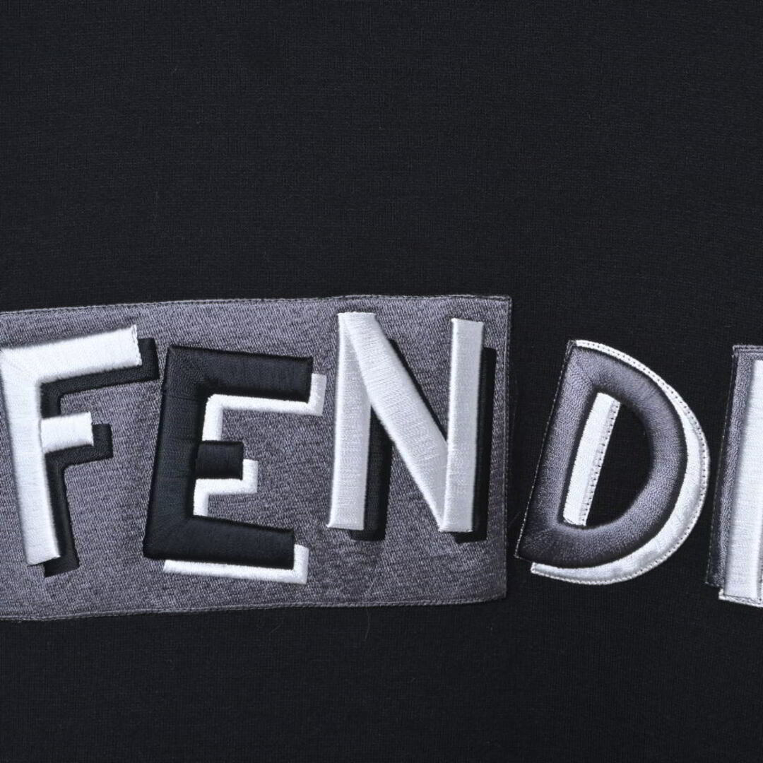 FENDI - FENDI ウール ロゴ プルオーバー パーカーの通販 by FENDI - FENDI ウール ロゴ プルオーバー パーカーの通販 by