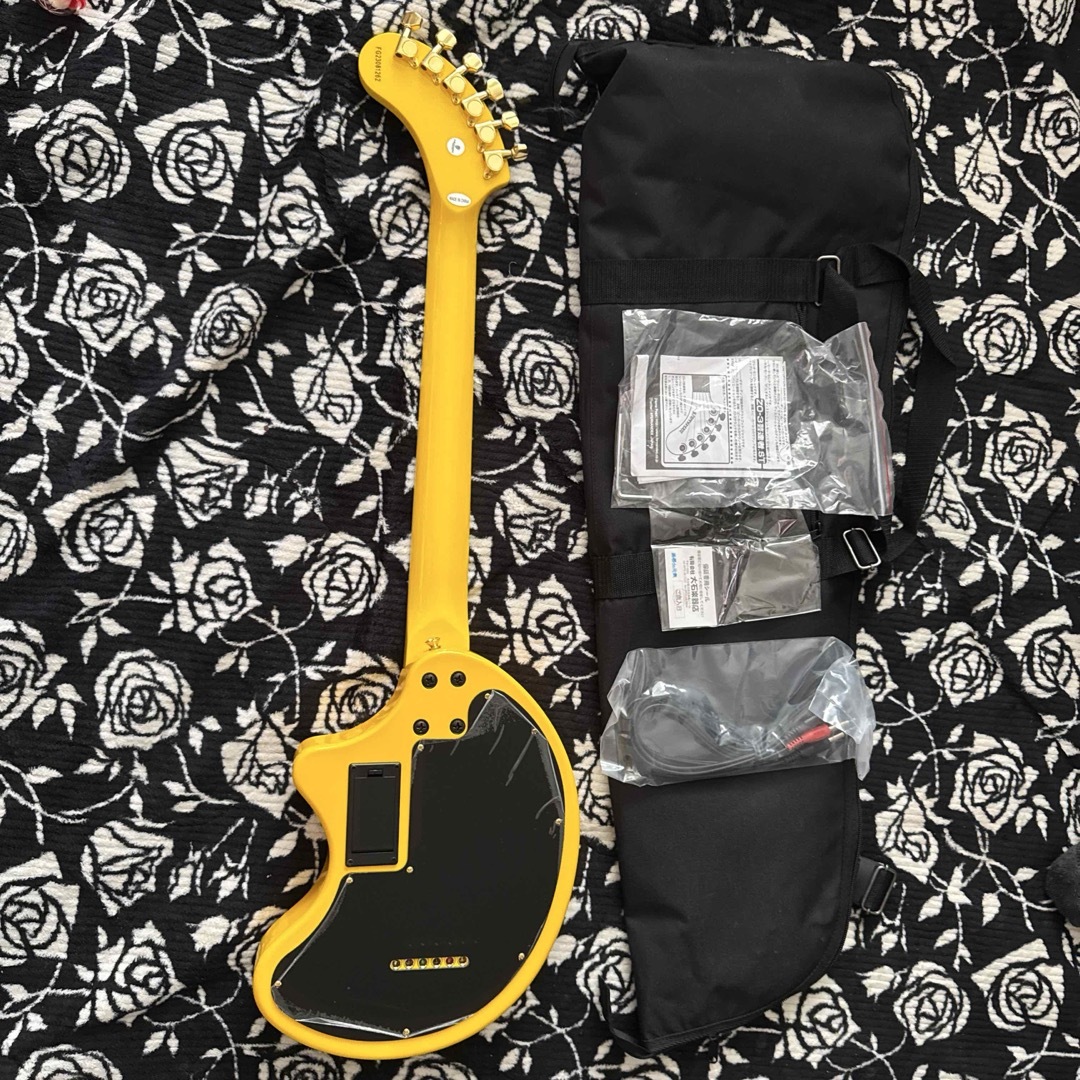 Fernandes - 極美品!FERNANDES YELLOW HEART-ZO ZO-3 hideの Fernandes - 極美品!FERNANDES YELLOW HEART-ZO ZO-3 hideの