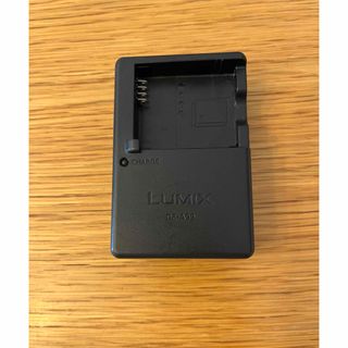 LUMIX - Panasonic LUMIX バッテリーチャージャー DE-A99の通販 LUMIX - Panasonic LUMIX バッテリーチャージャー DE-A99の通販