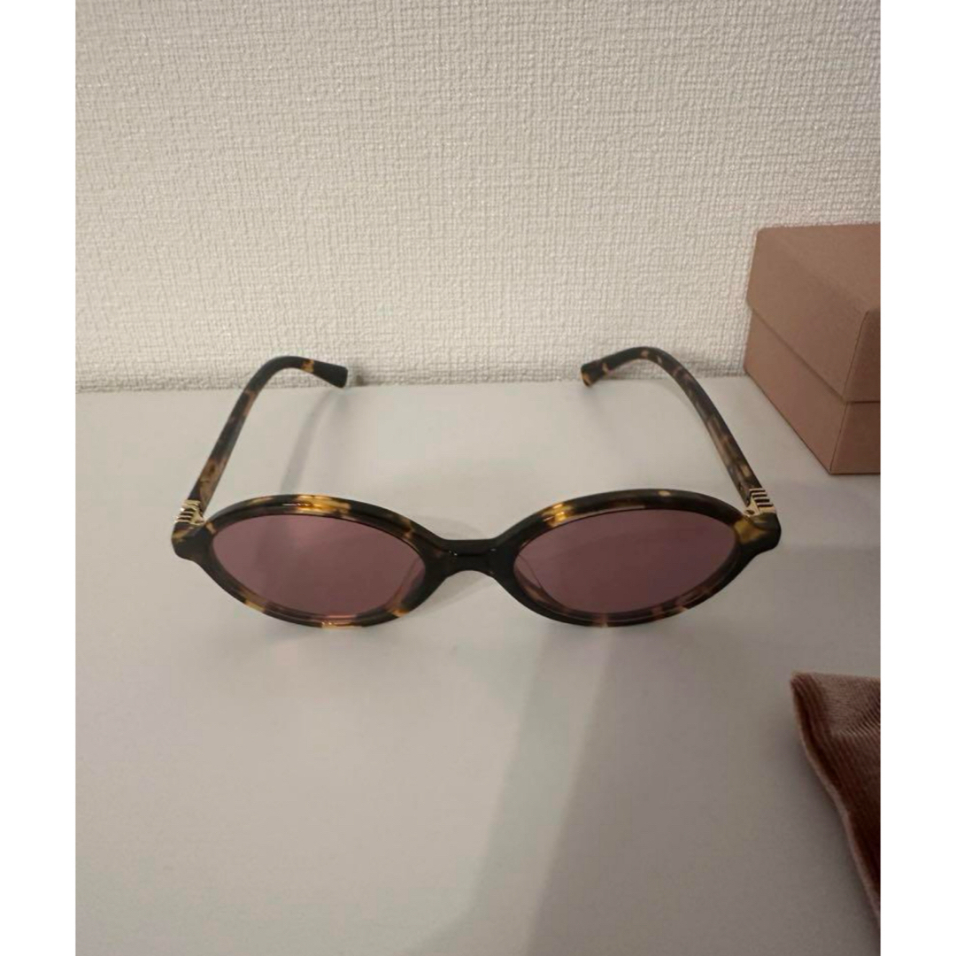 MIU MIU - miumiu オーバルサングラス トータス ピンクレンズの MIU MIU - miumiu オーバルサングラス トータス ピンクレンズの