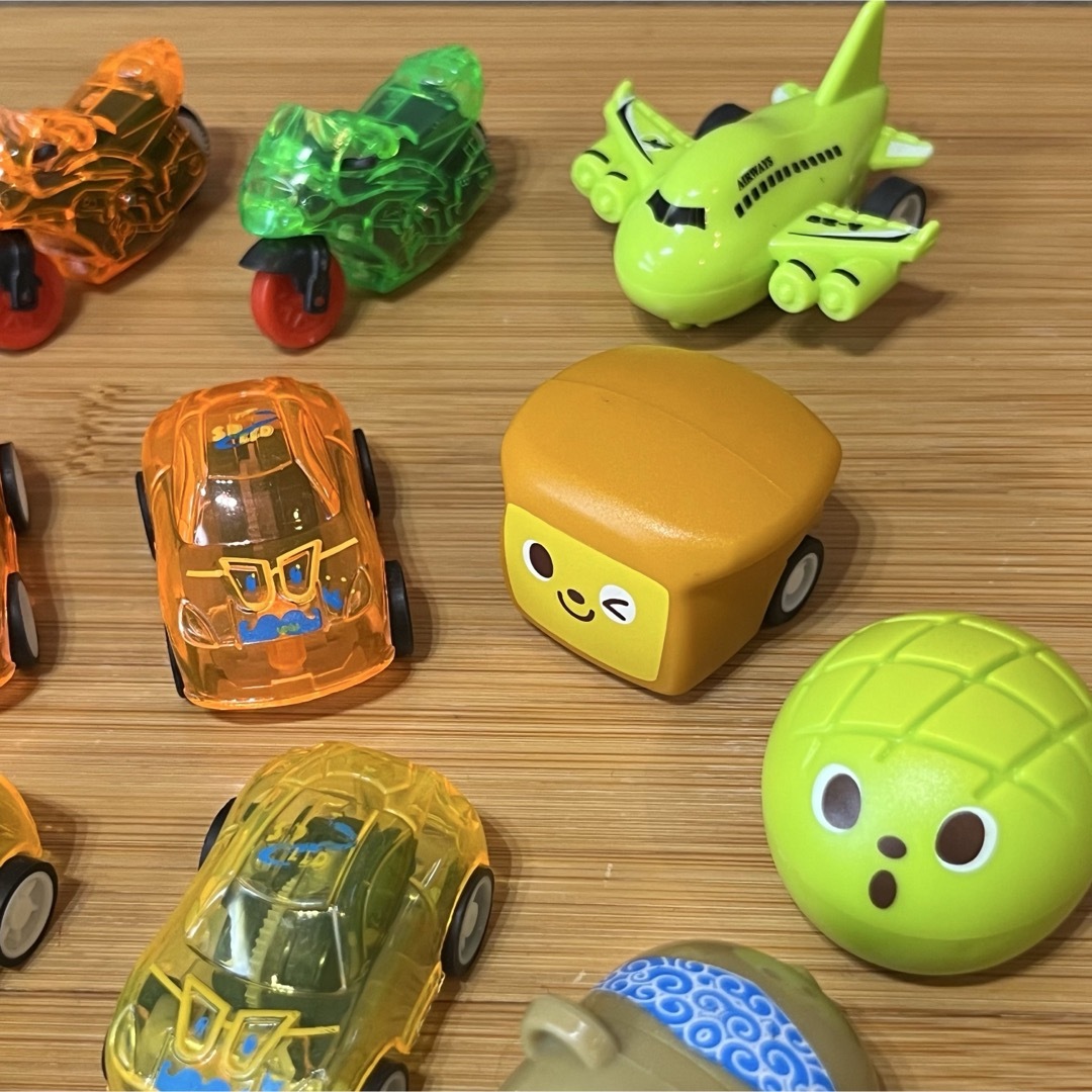 チョロQ - ミニカー チョロQ プルバックカー トイズエッグ チョロQ - ミニカー チョロQ プルバックカー トイズエッグ