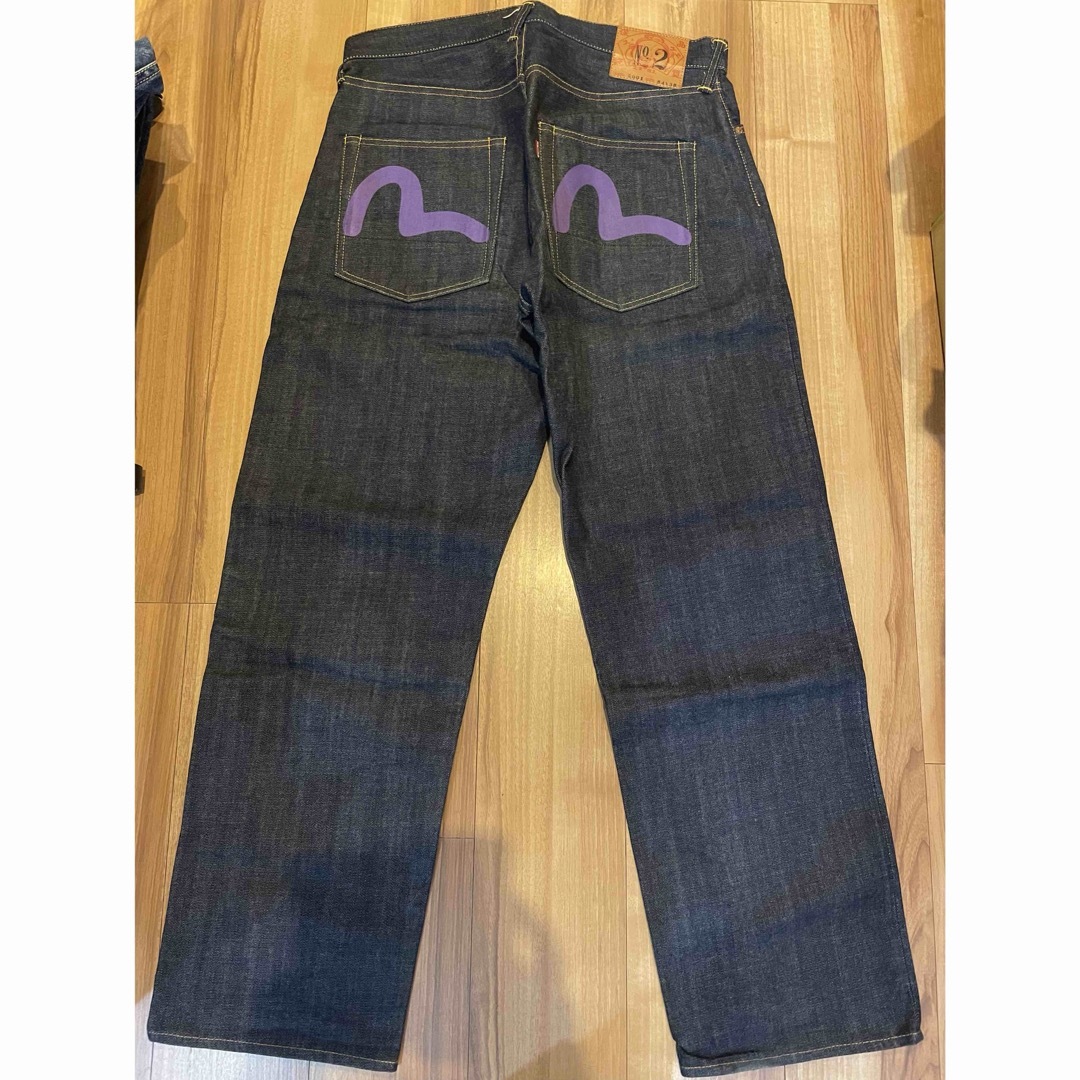 EVISU - サイズ34 未使用 紫カモメ 2001 赤耳 エヴィス エビスの EVISU - サイズ34 未使用 紫カモメ 2001 赤耳 エヴィス エビスの