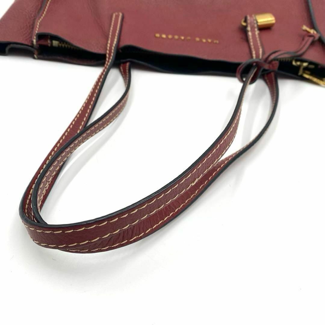 MARC JACOBS - 外観美品✨️ マークジェイコブス ロゴ金具 MARC JACOBS - 外観美品✨️ マークジェイコブス ロゴ金具