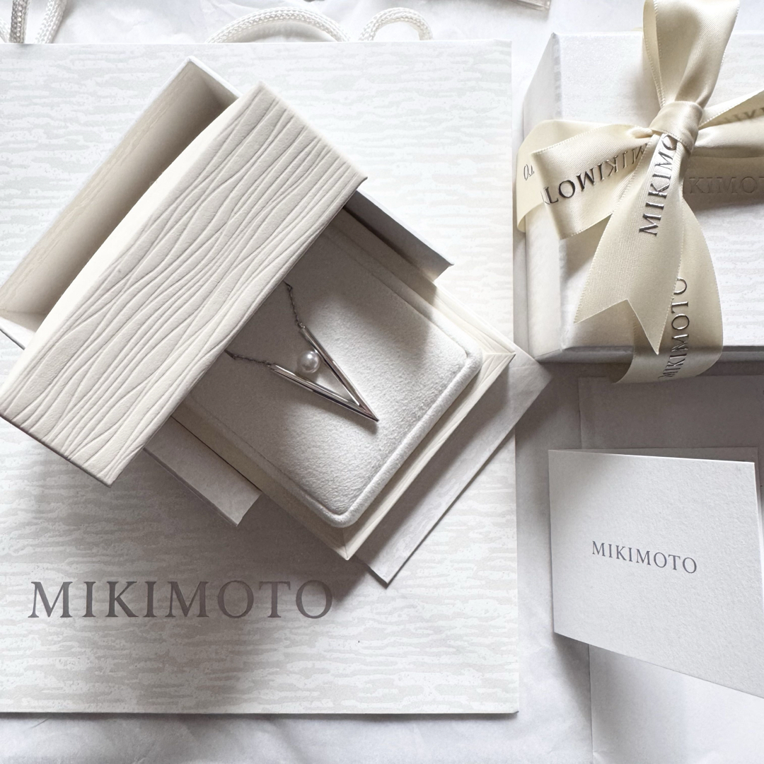 MIKIMOTO - MIKIMOTO Vコード ペンダント ネックレス アコヤ MIKIMOTO - MIKIMOTO Vコード ペンダント ネックレス アコヤ
