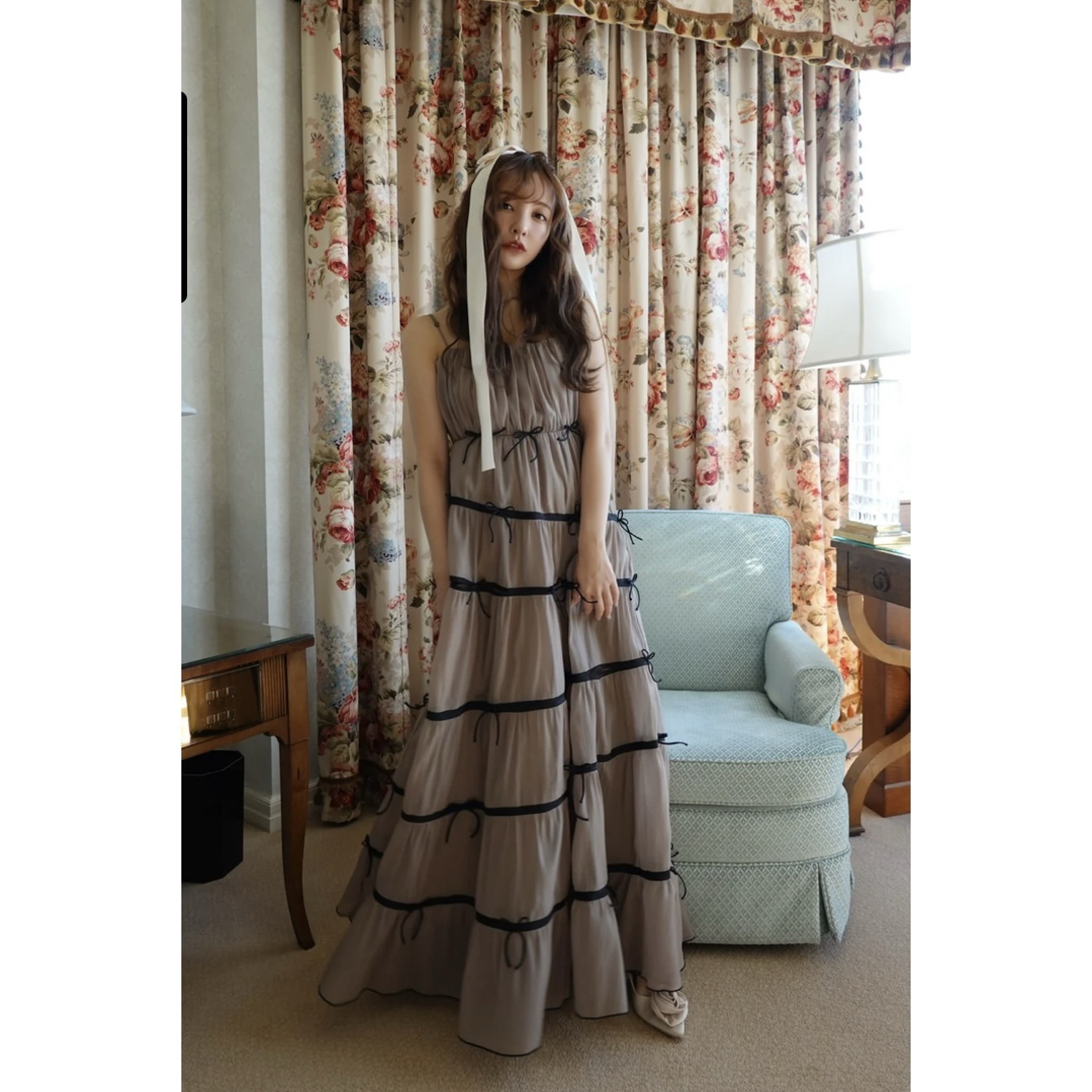 ロージールーチェ　CHIFFON TEARD RIBBON DRESS レディースのワンピース(ロングワンピース/マキシワンピース)の商品写真